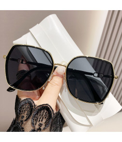 Ladies' sunglasses